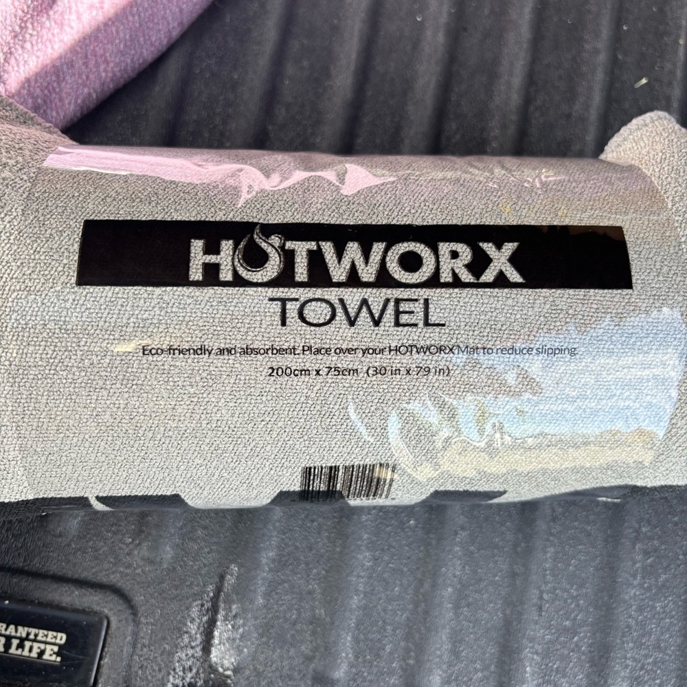 Brand new HOTWORX mat towel